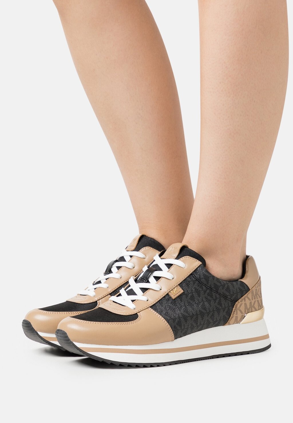 

Низкие кроссовки MONIQUE TRAINER MICHAEL Michael Kors, черный/разноцветный