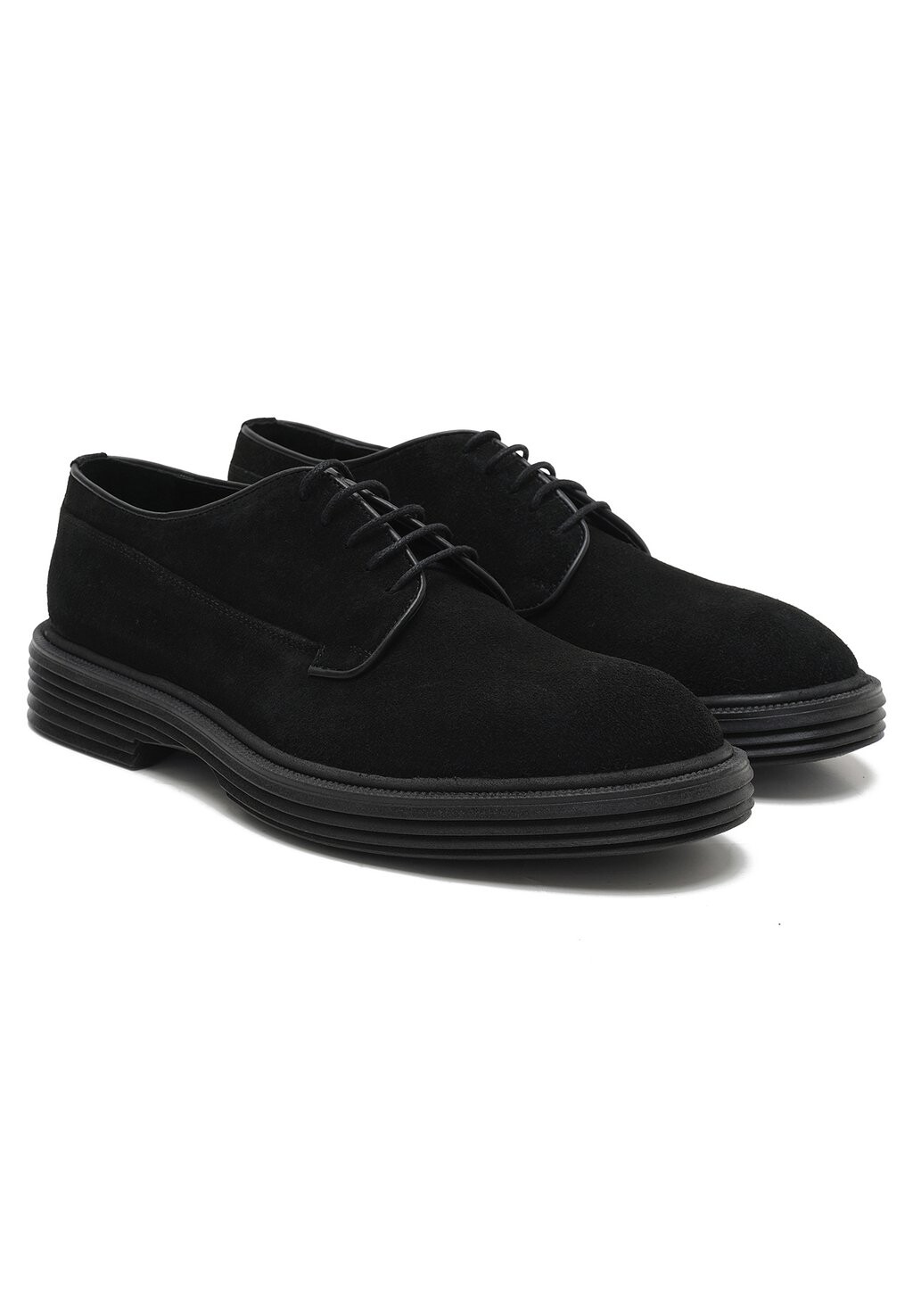 

Ботинки Desa, цвет black