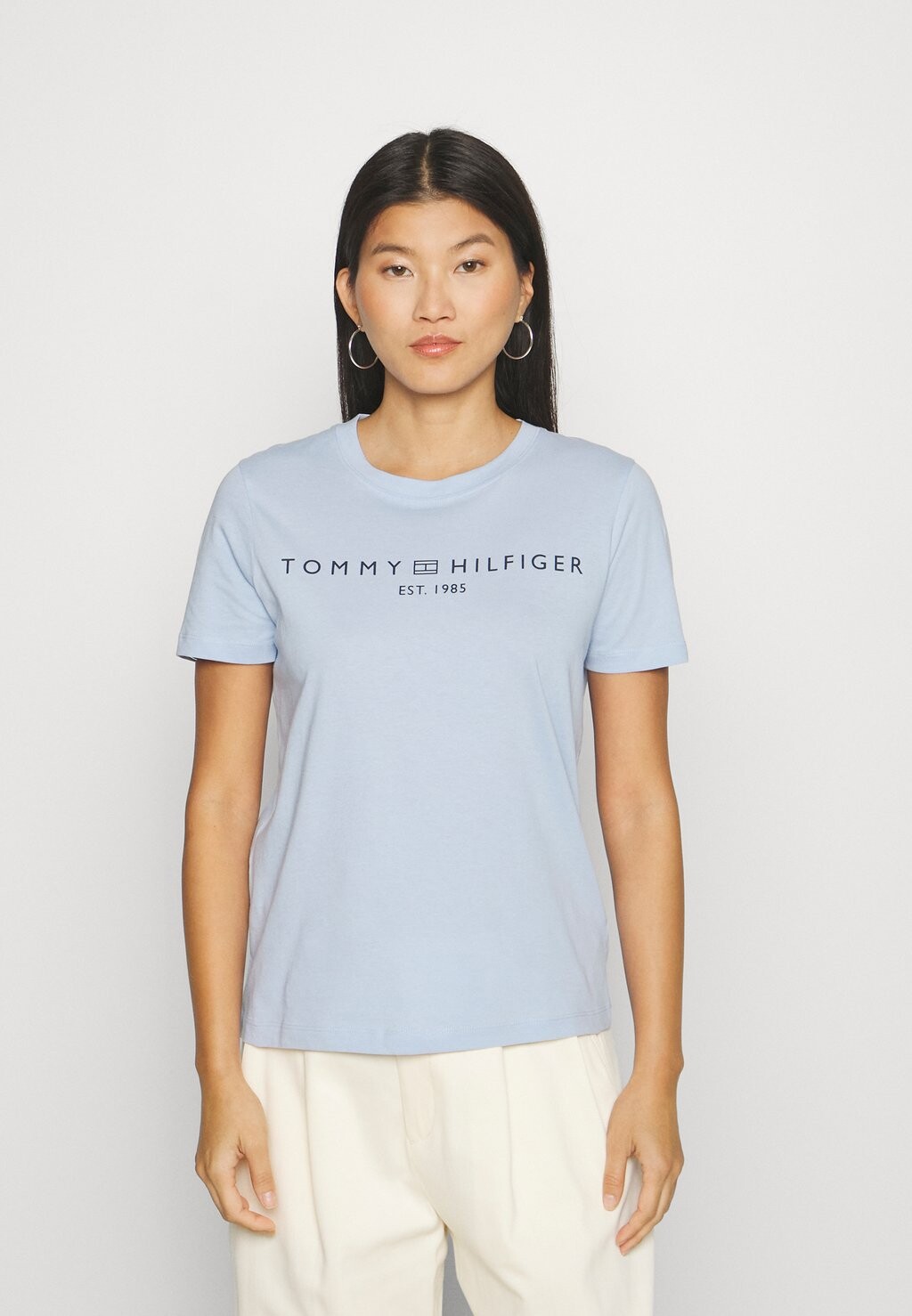 

Футболка с принтом Logo Tommy Hilfiger, цвет well water