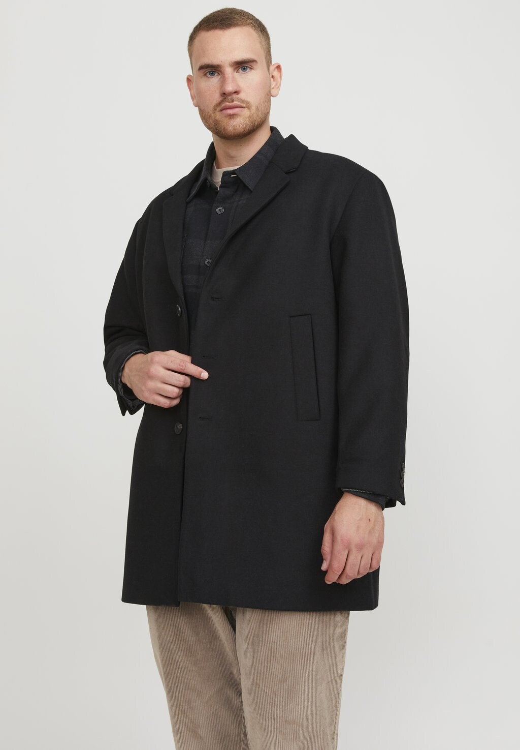 

Короткое пальто PLUS SIZE Jack & Jones, черный