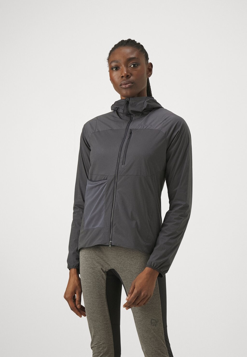

Куртка для отдыха на природе Peak Performance VISLIGHT ALPHA JACKET, цвет ombre blue