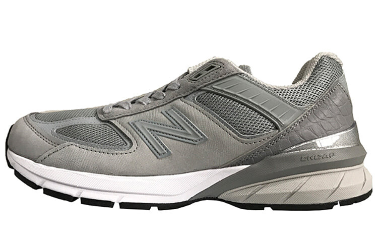 

Кроссовки мужские New Balance Engineered Garments x 990v5, серый