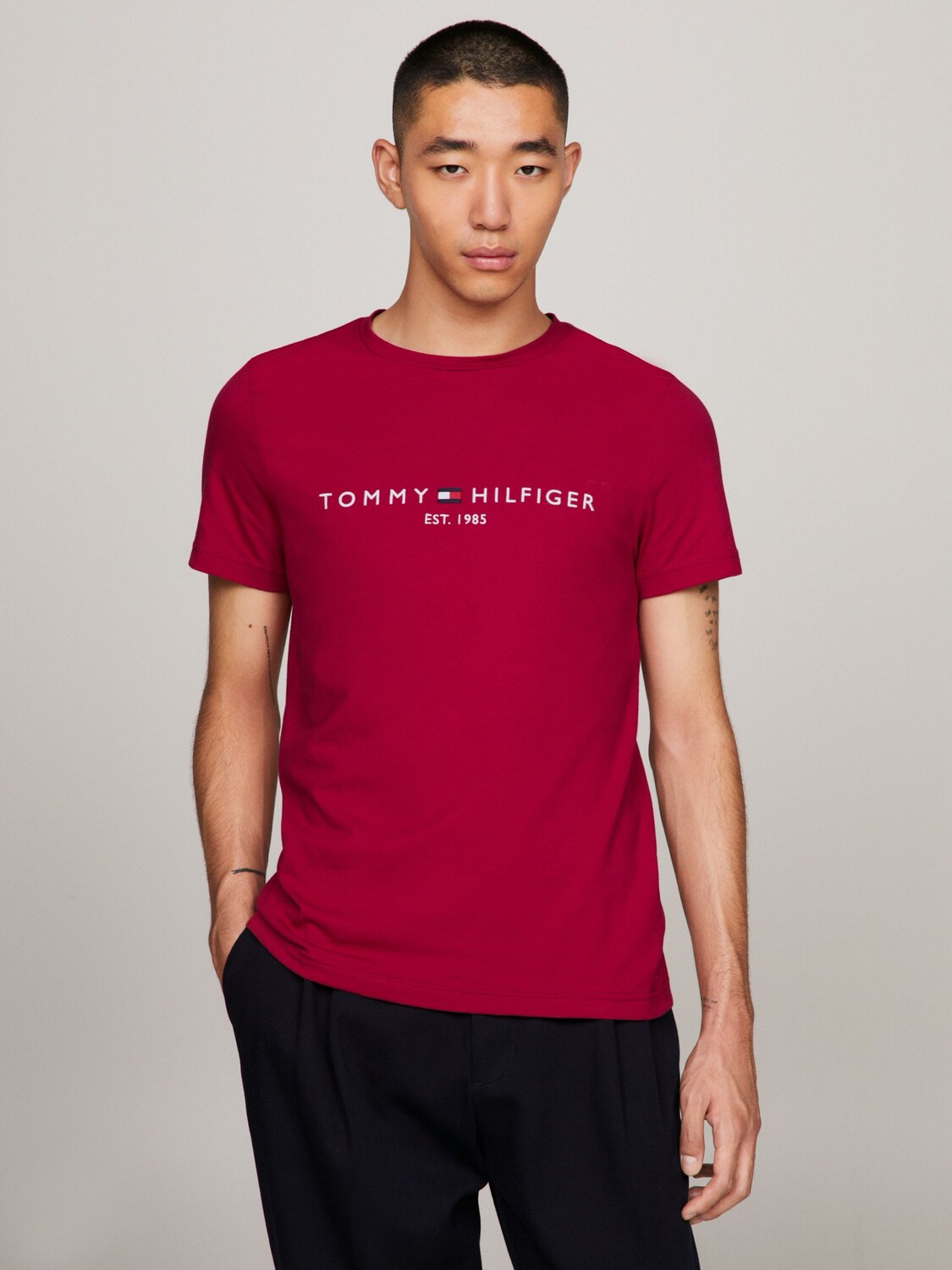 

Футболка с логотипом Tommy Tommy Hilfiger, роял берри