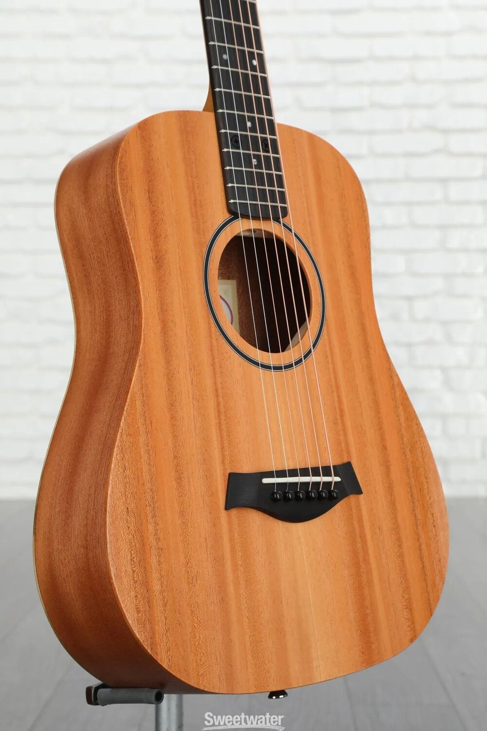 

Акустическая гитара Taylor Baby Mahogany BT2 для левой руки - натуральное красное дерево