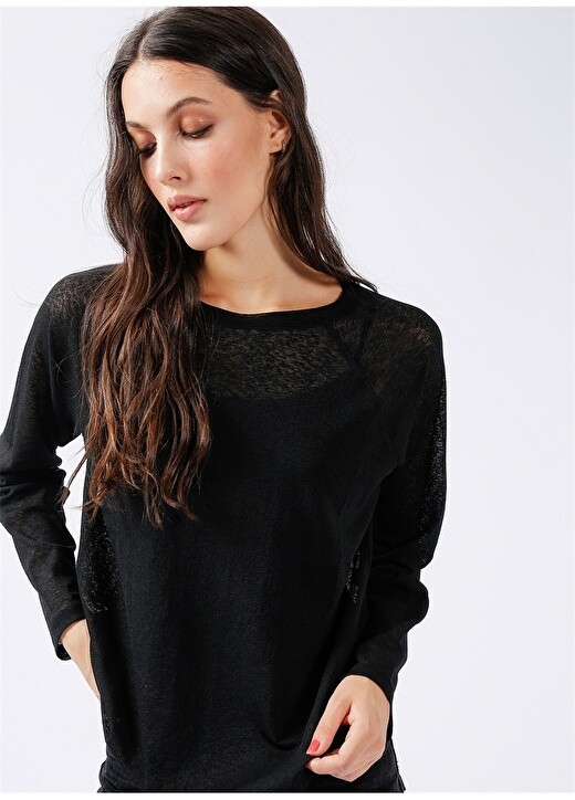 

Однотонная черная женская блузка с круглым вырезом Black On Black