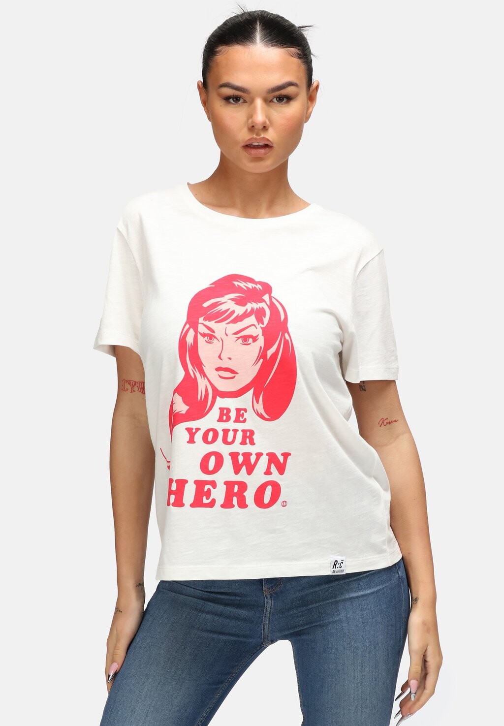 

Футболка с принтом MARVEL BLACK WIDOW HERO SLUB Re:Covered, цвет ecru