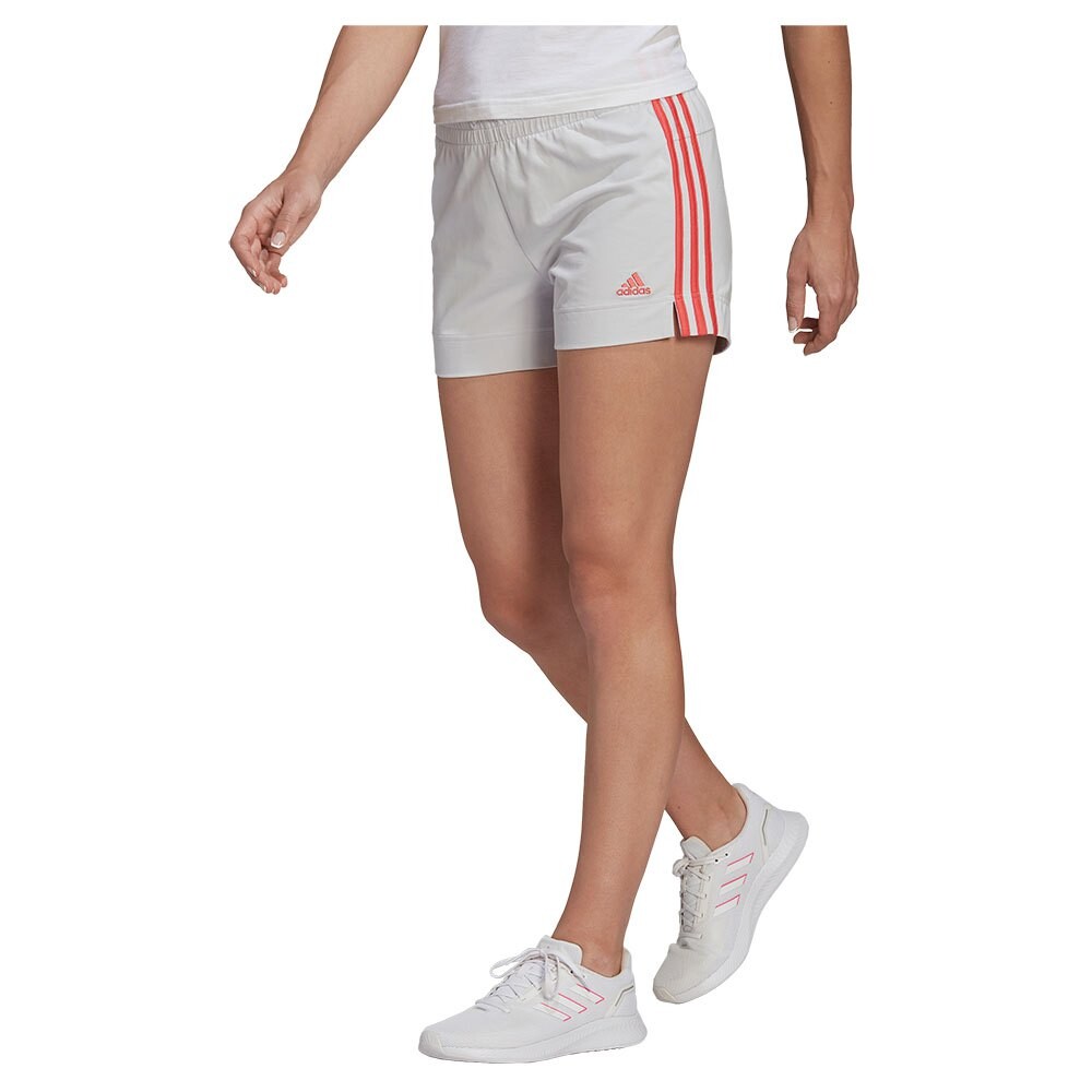 

Спортивные шорты adidas 3 Stripes SJ, белый