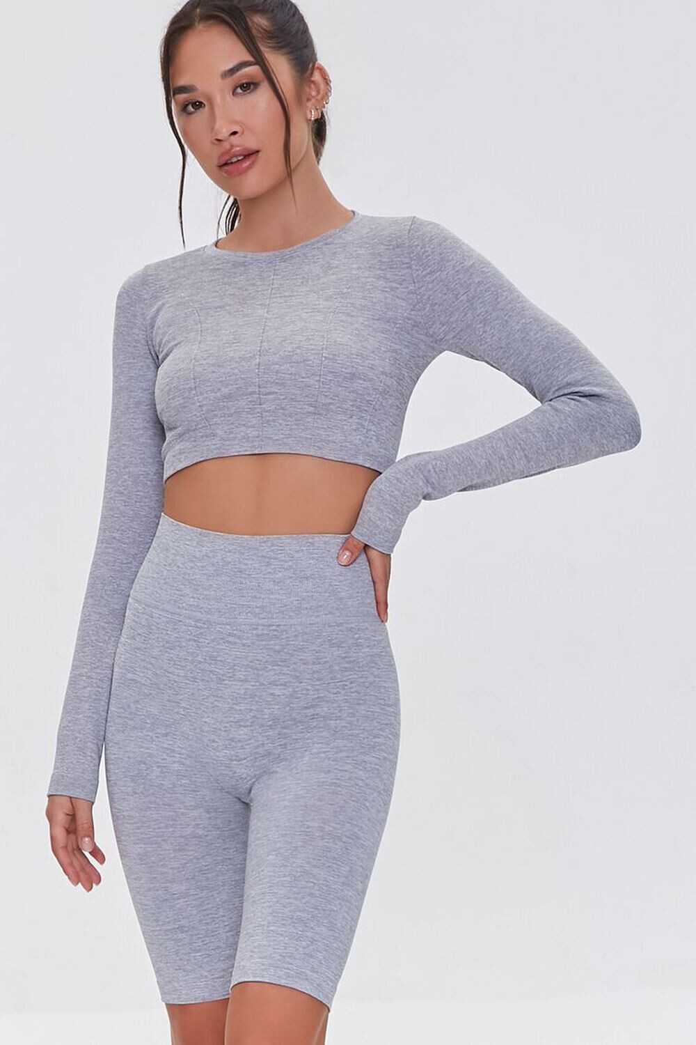 

Бесшовные байкерские шорты Active с высокой посадкой Forever 21, серый