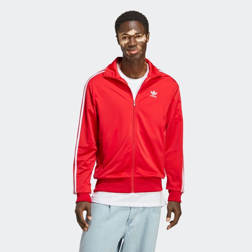 

Куртка Adidas IA6342
