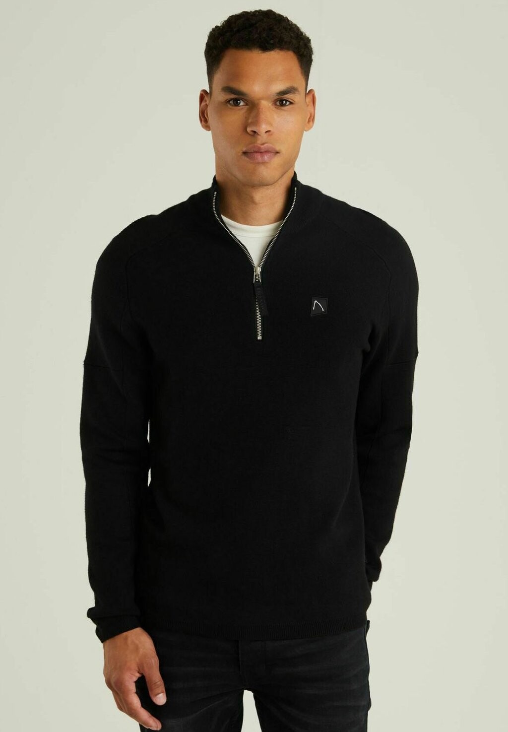 

Джемпер OSCAR HALF ZIP CHASIN', цвет black