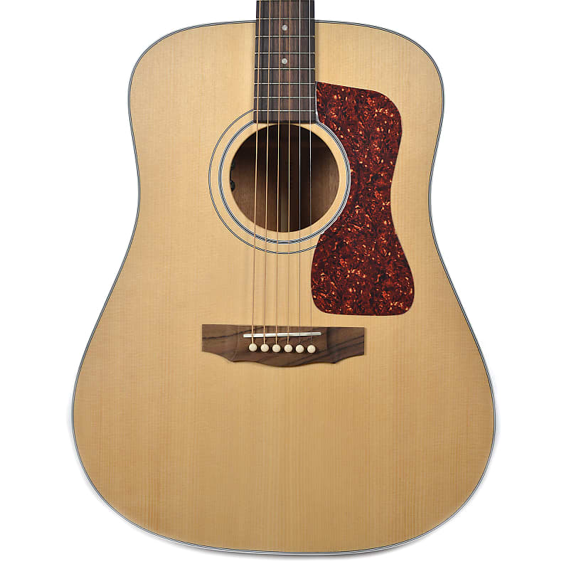 

Акустическая гитара Guild USA D-40 Dreadnought Sitka Spruce/Mahogany Natural w/LR Baggs Pickup