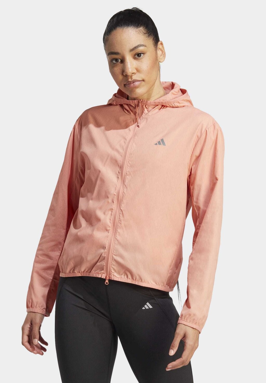 

Ветровка Adidas