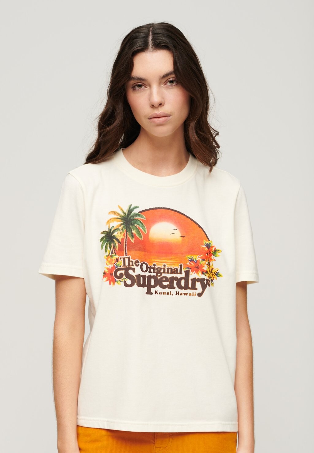 

Футболка с принтом TRAVEL SOUVENIR Superdry, белый
