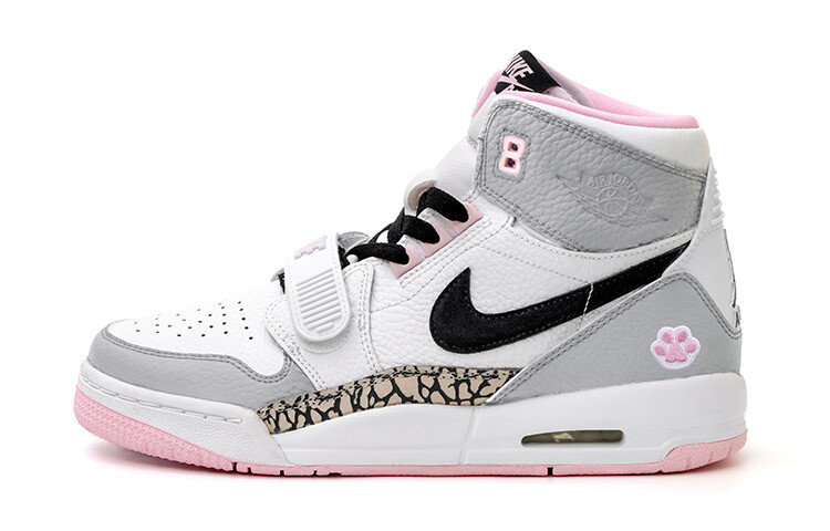 

Женские баскетбольные кроссовки Jordan Legacy 312 Vintage