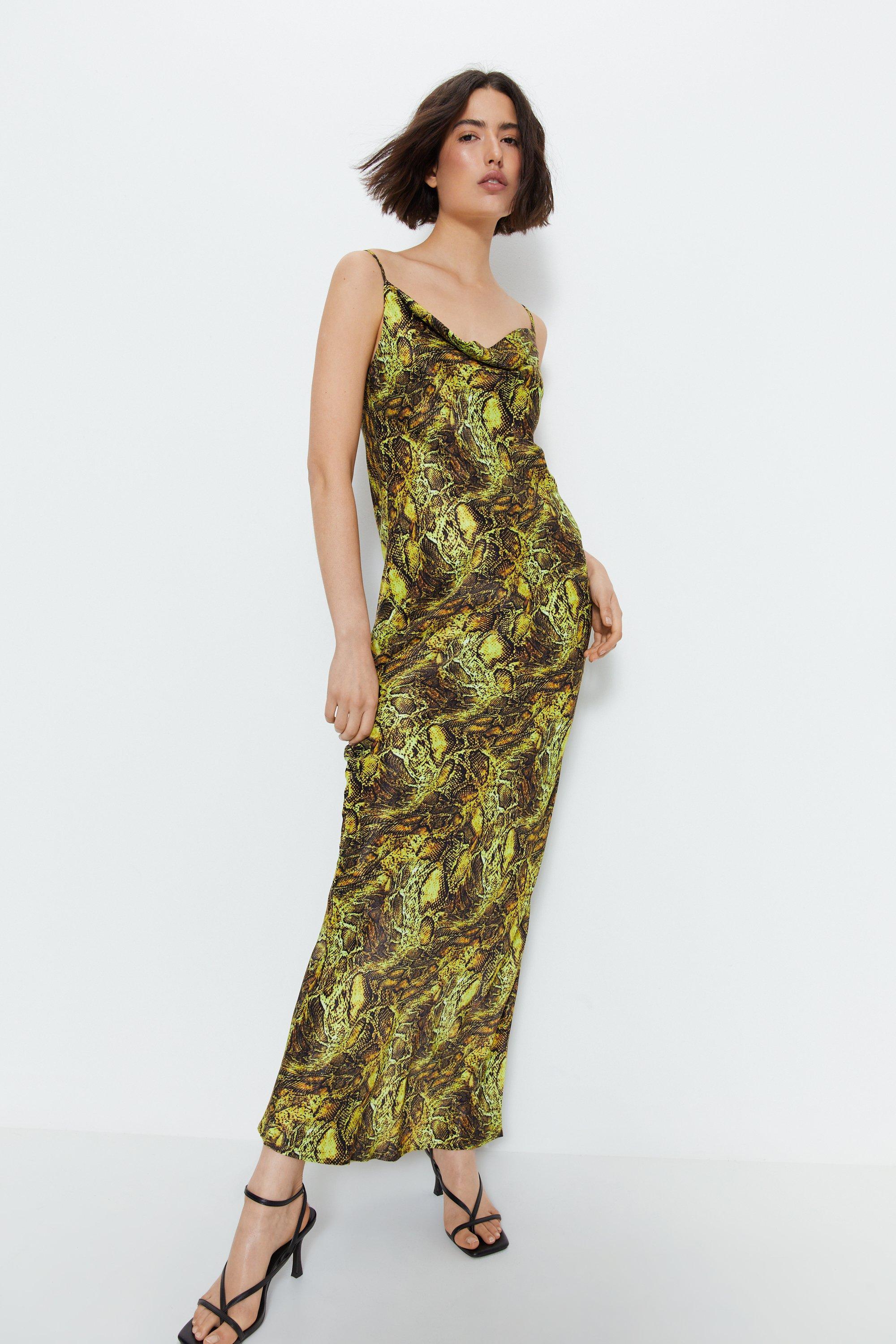 Атласное платье-комбинация со змеиным принтом и воротником-хомутом Warehouse, зеленый