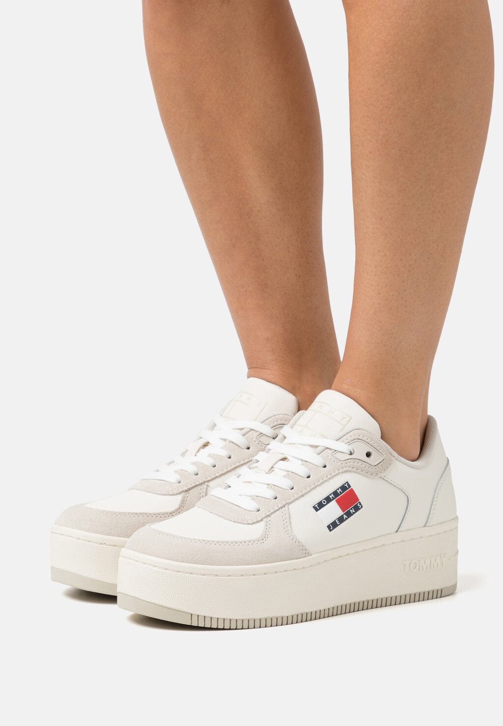 

Кроссовки Tommy Jeans Flatform, белый/серый