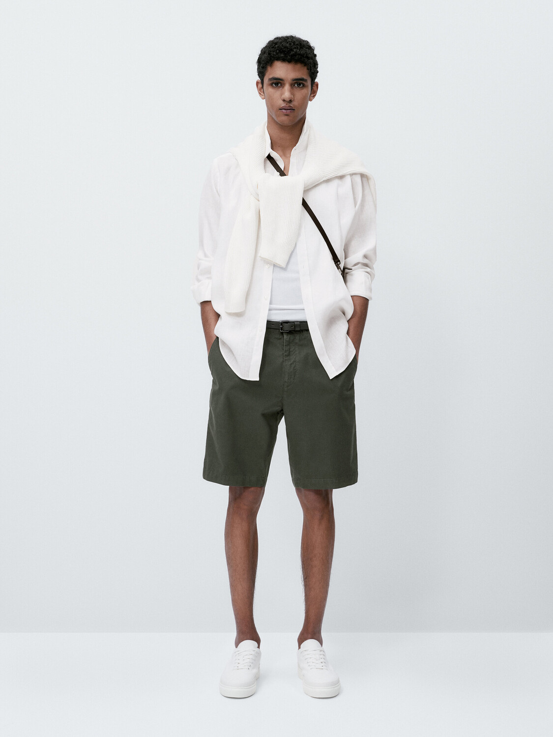 

Шорты-бермуды из хлопка из микротаржи Massimo Dutti, хаки