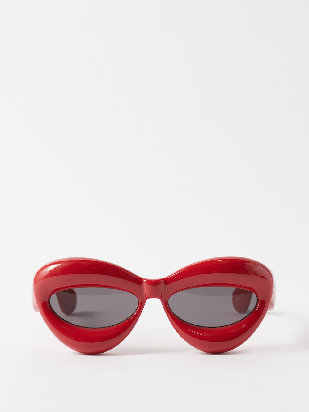 синие круглые завышенные солнцезащитные очки loewe цвет light blue other Завышенные солнцезащитные очки «кошачий глаз» из ацетата LOEWE, красный