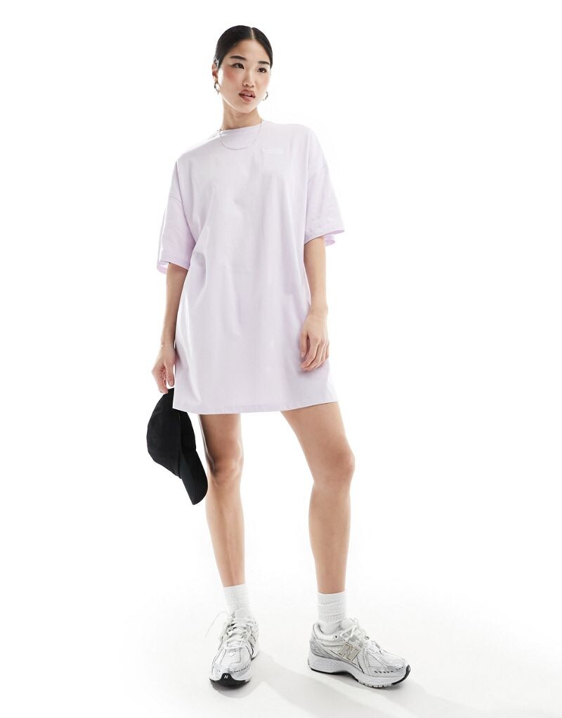 

Сиреневое платье-футболка с логотипом The North Face Simple Dome