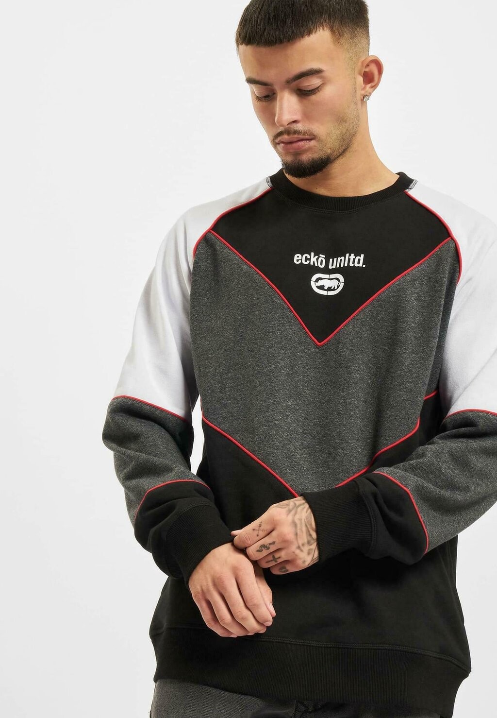

Толстовка ecko unltd.