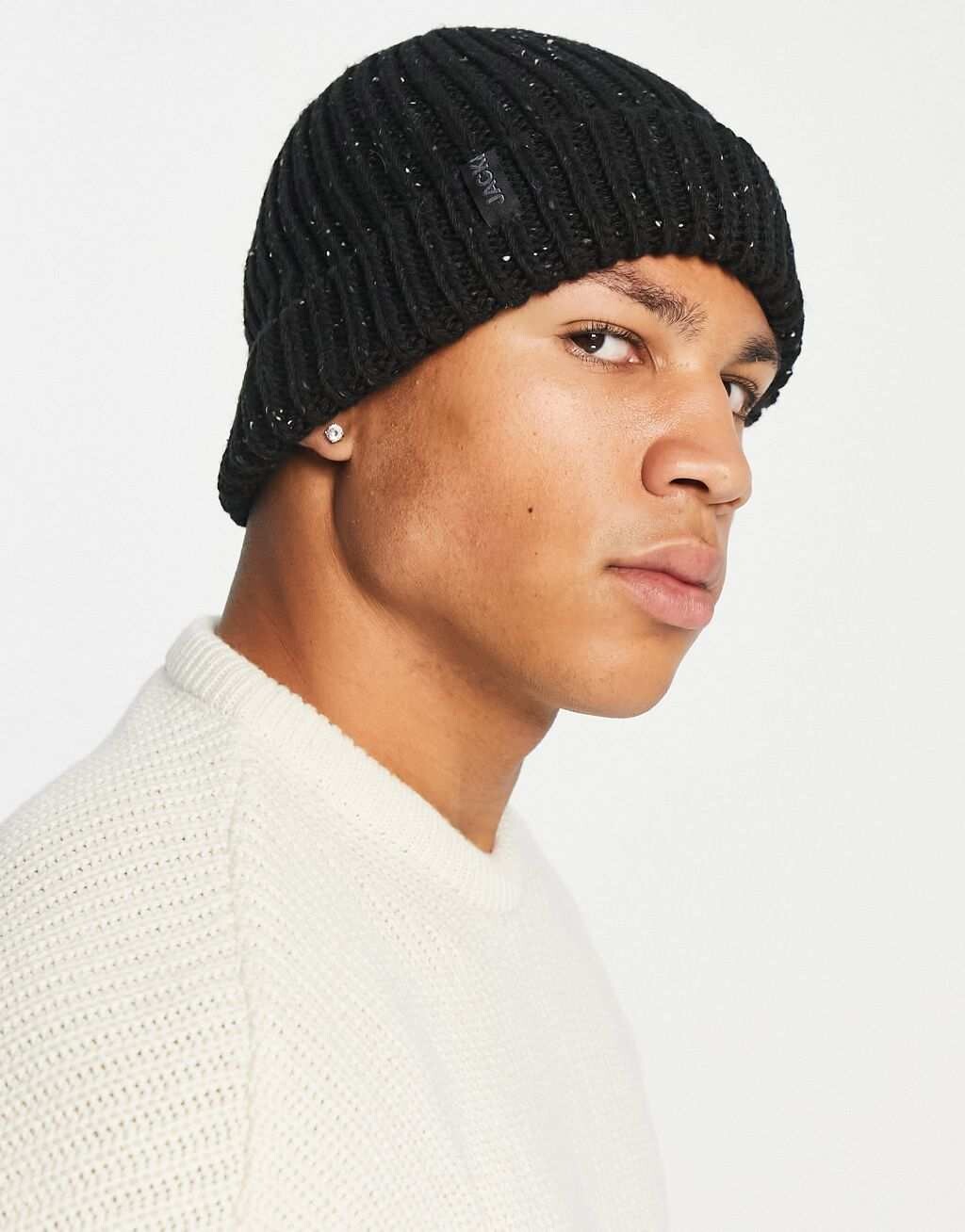 

Черная объемная вязаная шапка с ворсом Jack & Jones