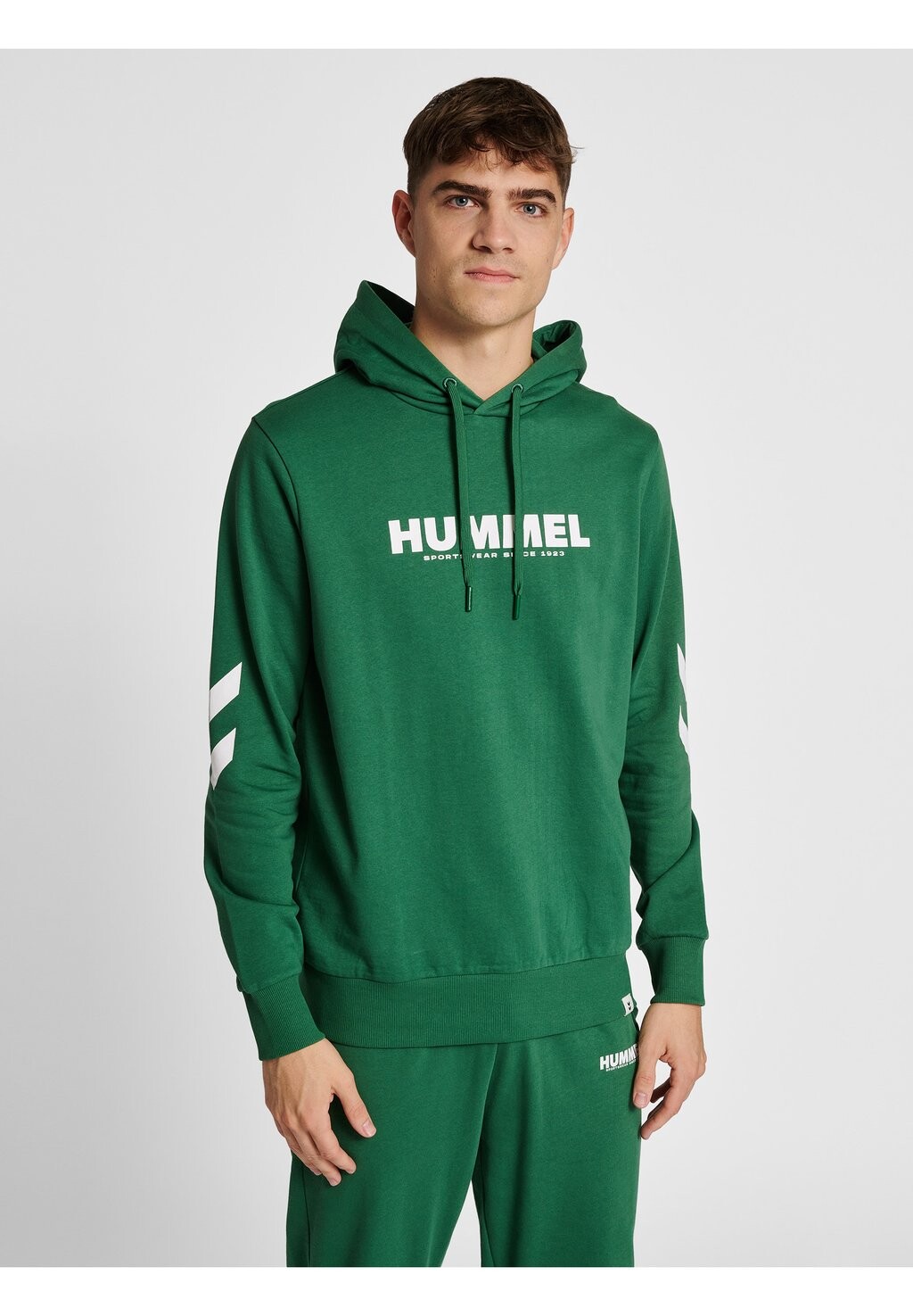 

Толстовка с капюшоном Hummel, зеленый