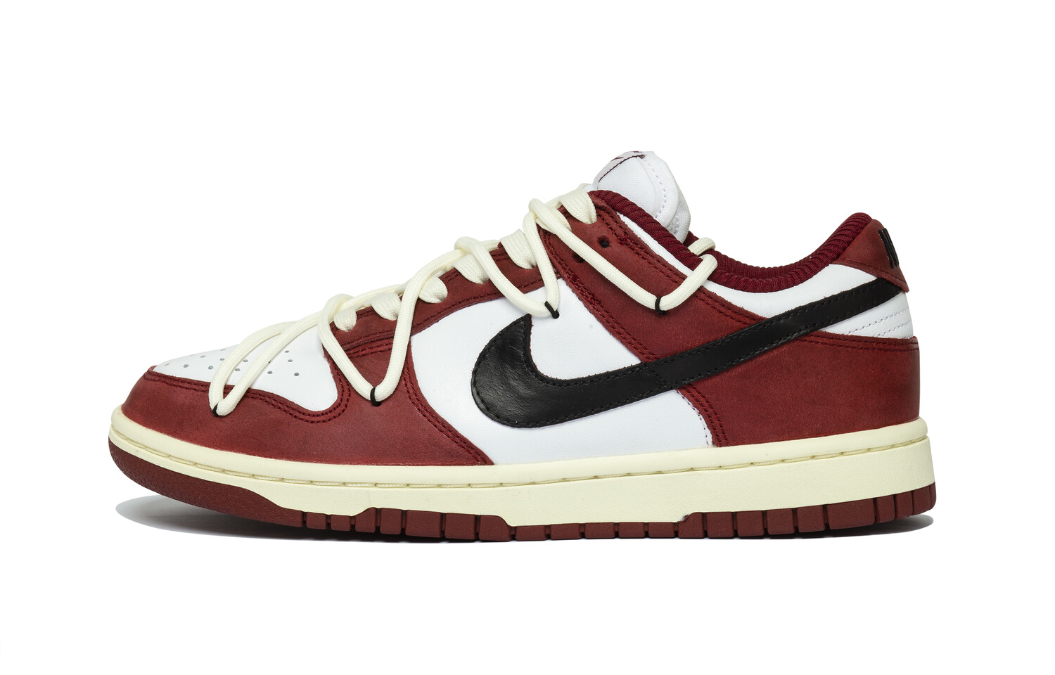 

Женские кроссовки для скейтбординга Nike Dunk Low, бордовый, Красный, Женские кроссовки для скейтбординга Nike Dunk Low, бордовый
