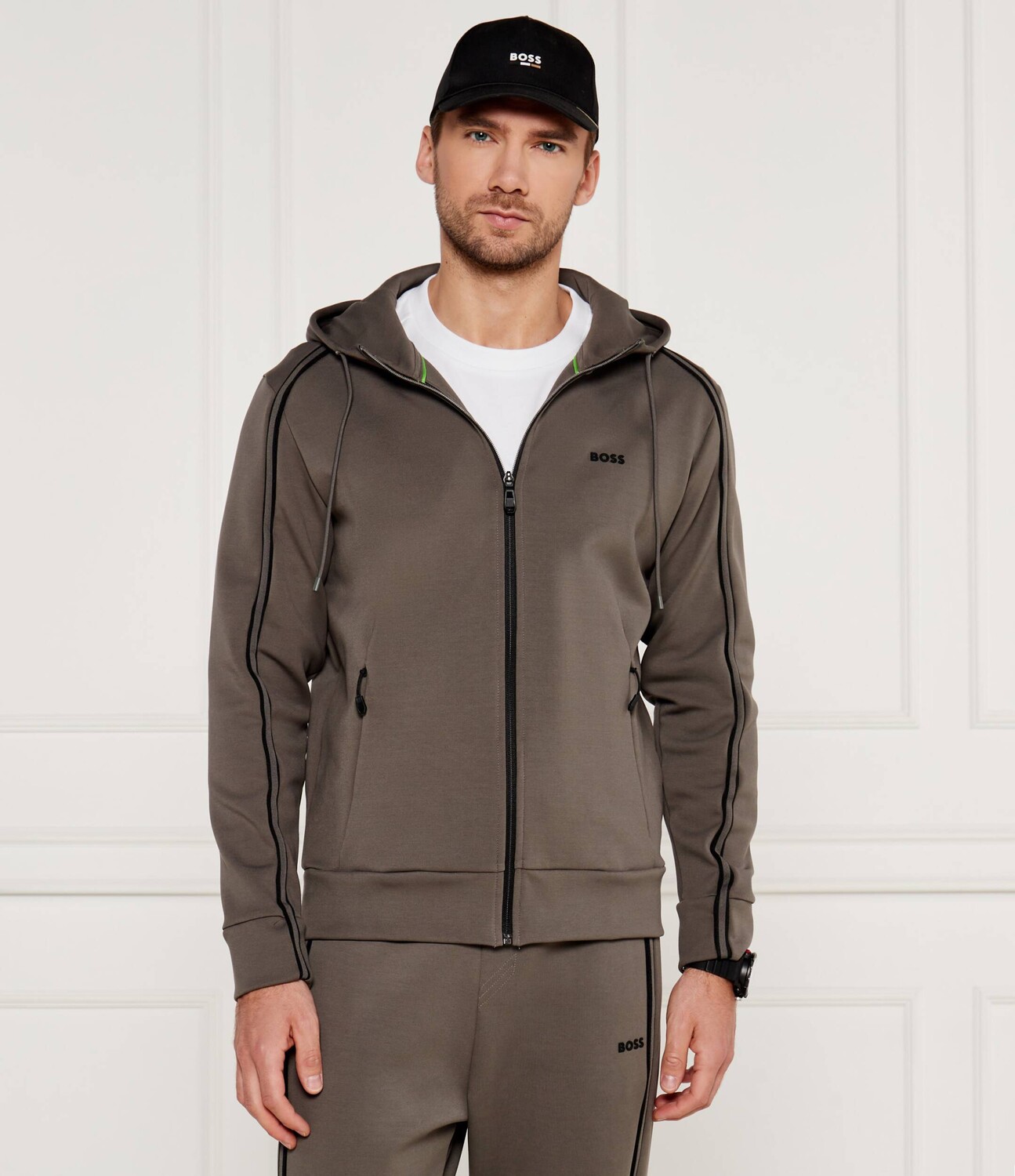 

Толстовка BOSS GREEN Saggy 1 Regular Fit, серый