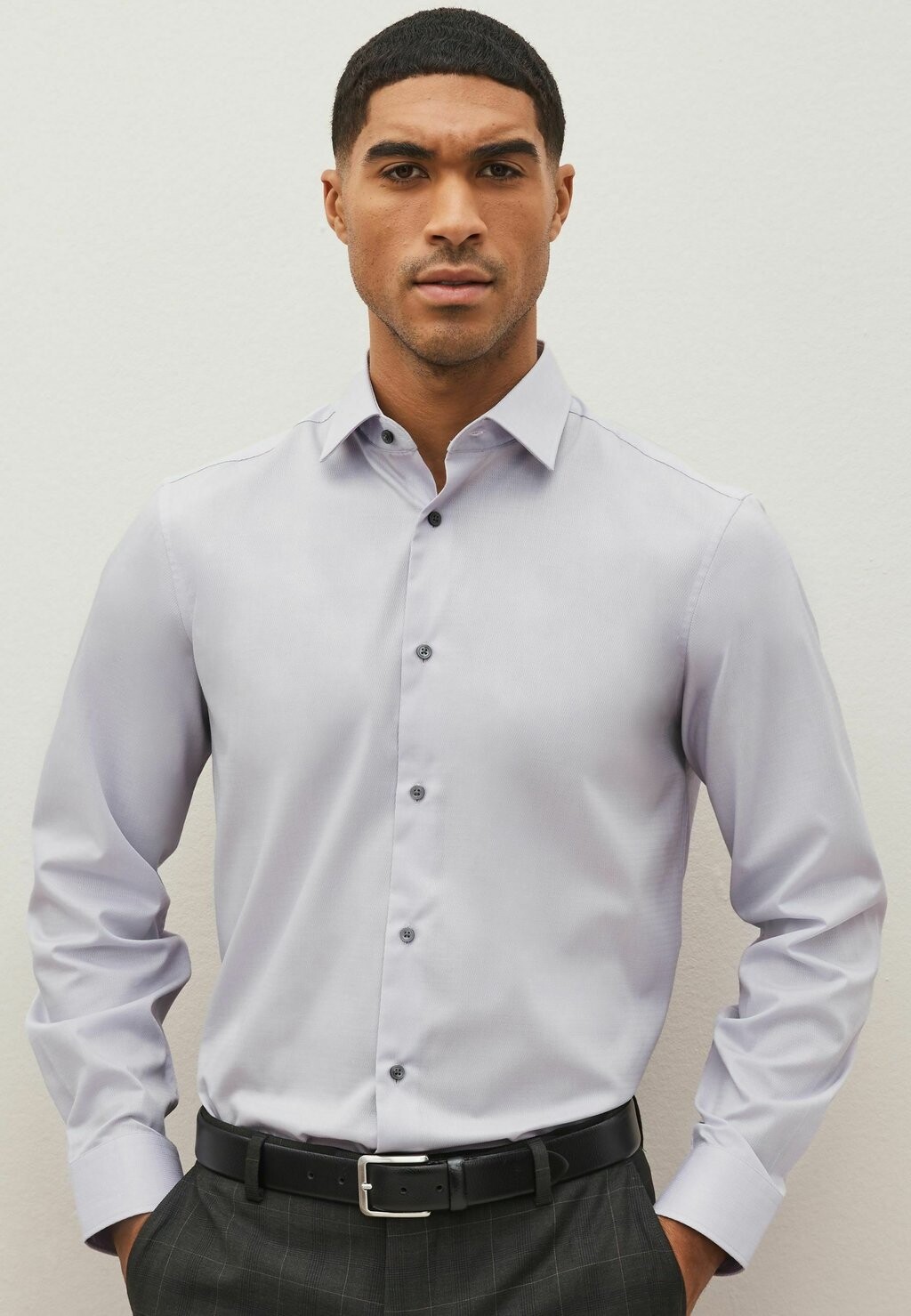 

Рубашка Textured Regular Fit Single Cuff Next, фиолетовый