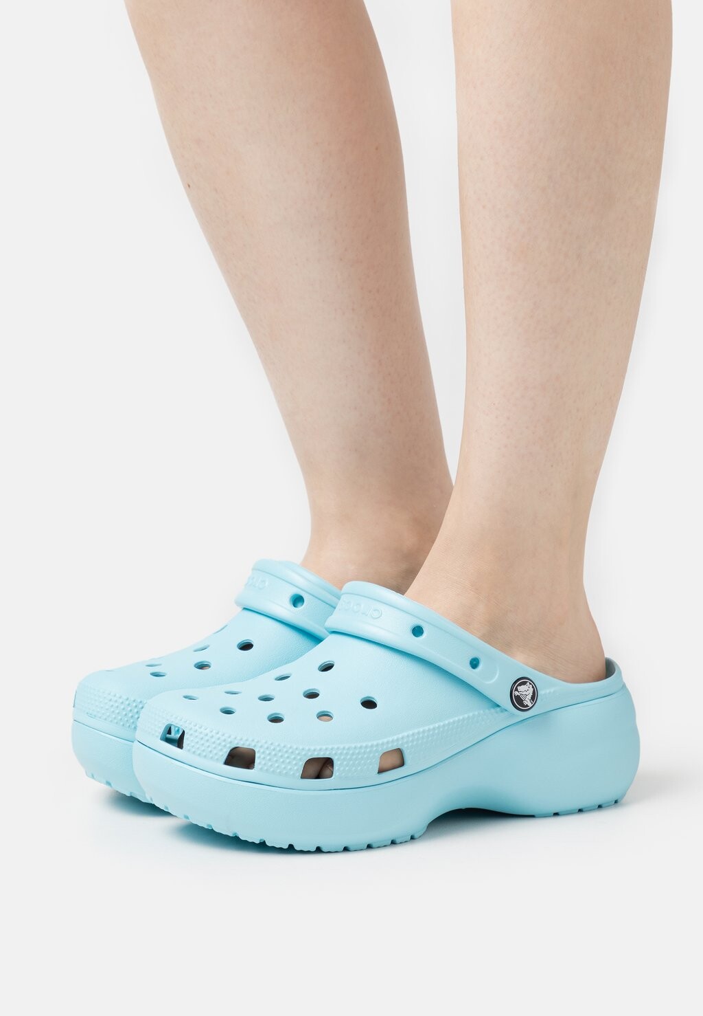 

Шлепанцы Crocs