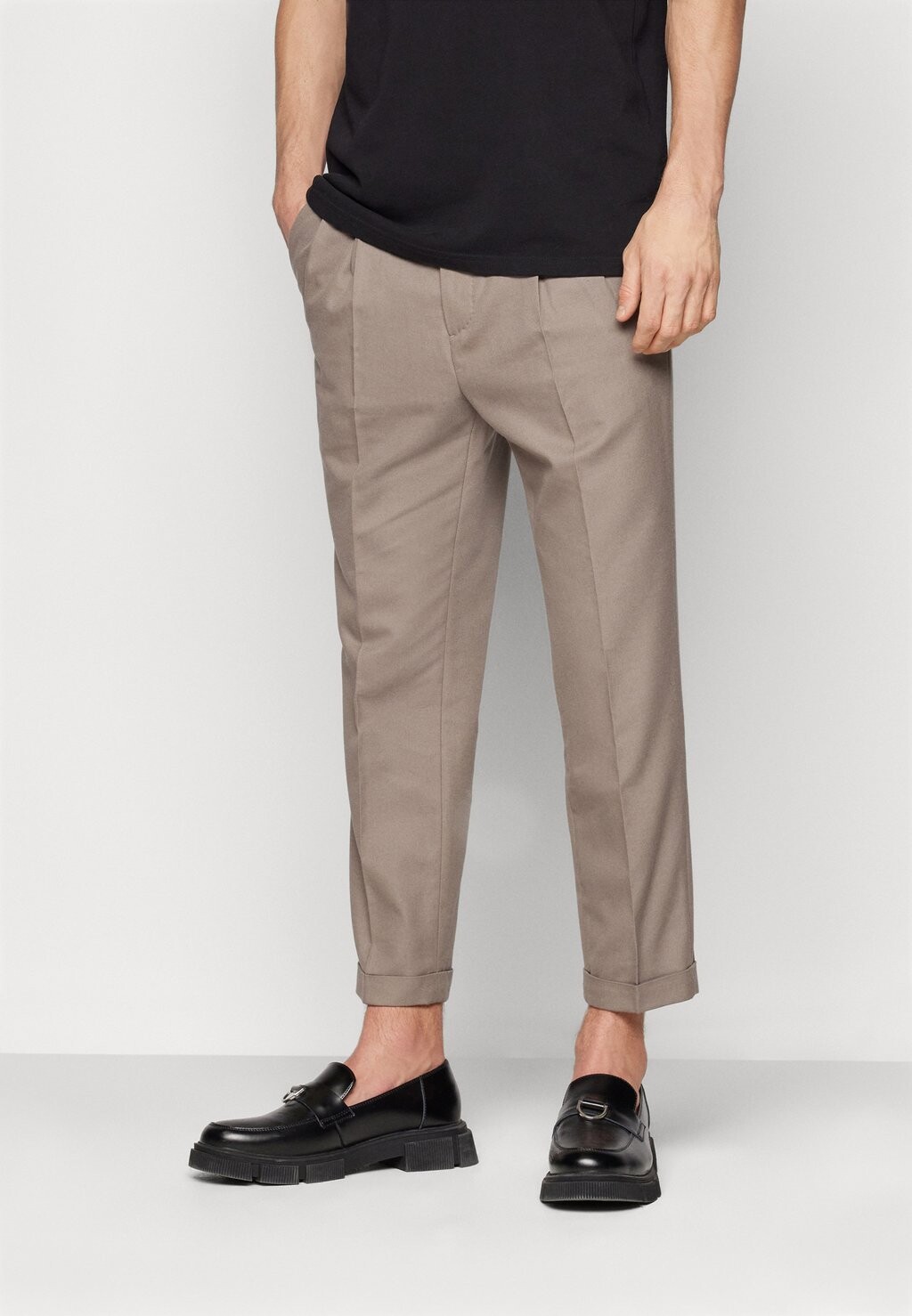 

Тканевые брюки AllSaints, коричневый