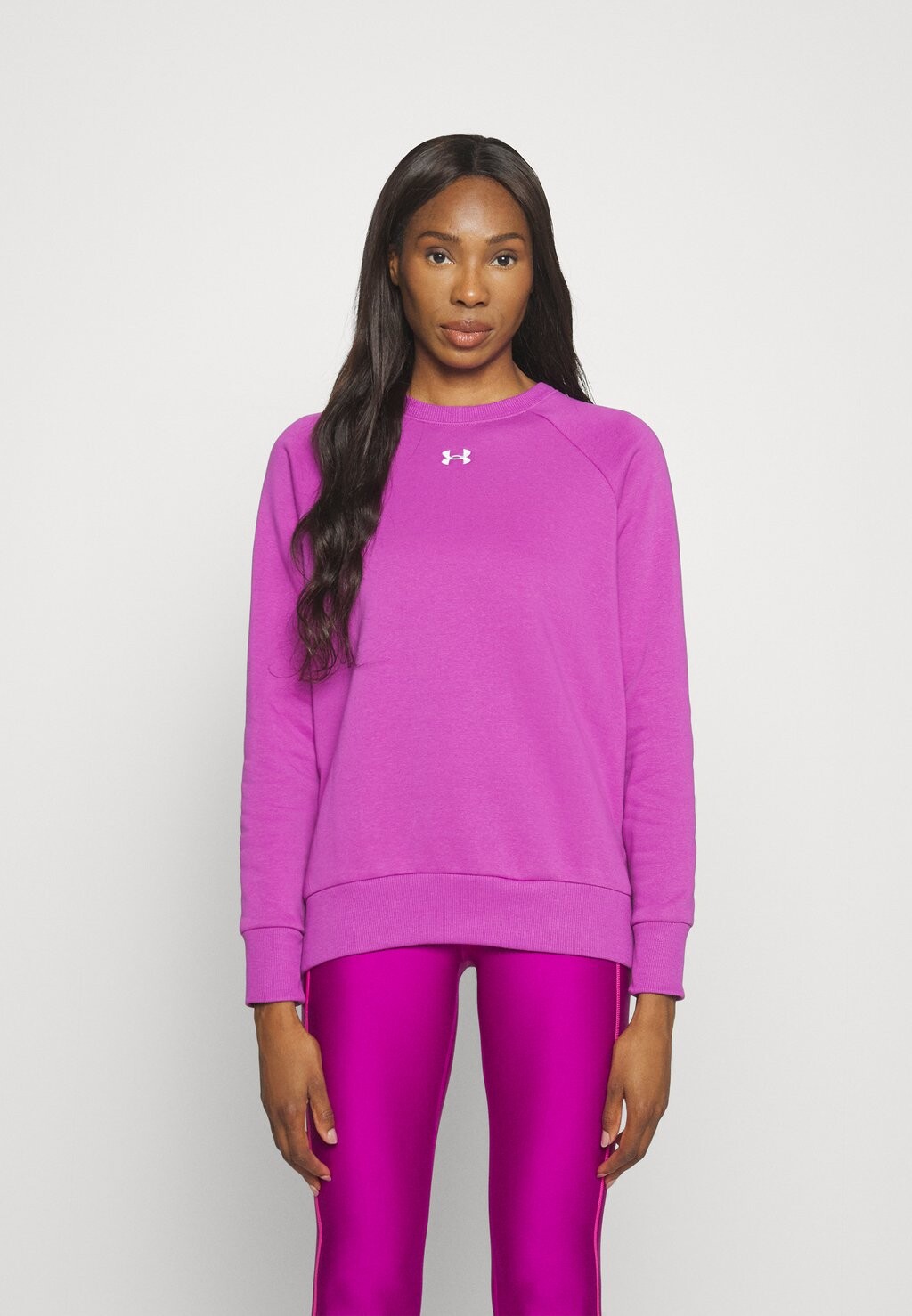 

Толстовка Under Armour RIVAL CREW, цвет cassis/white