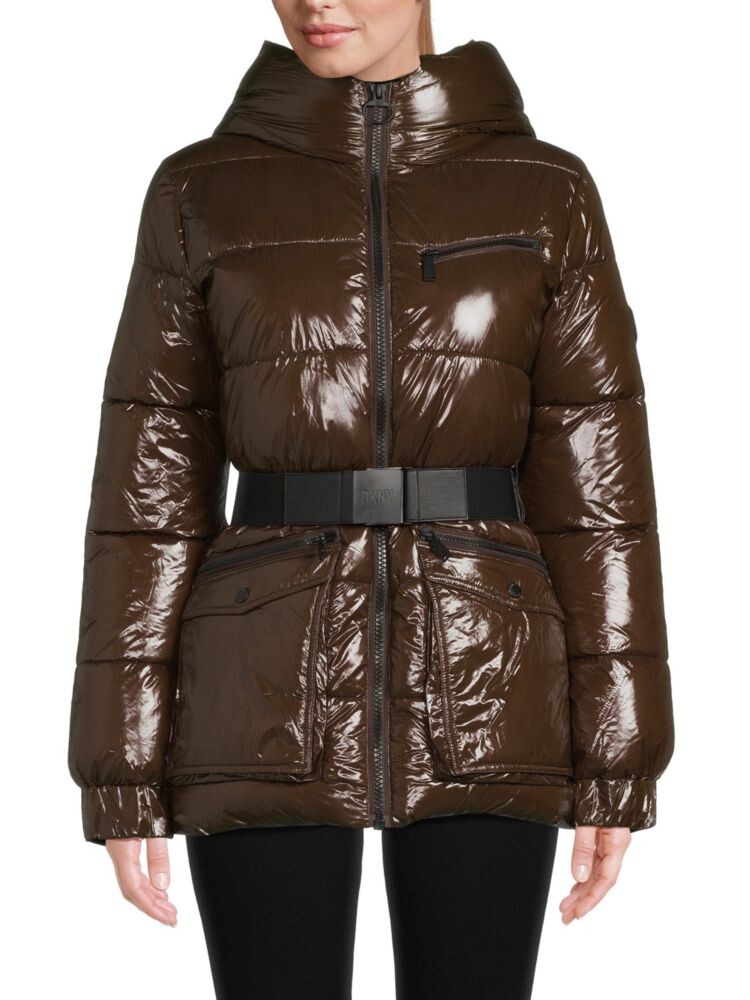 

Глянцевая куртка-пуховик с поясом и капюшоном DKNY, цвет Bracken Brown