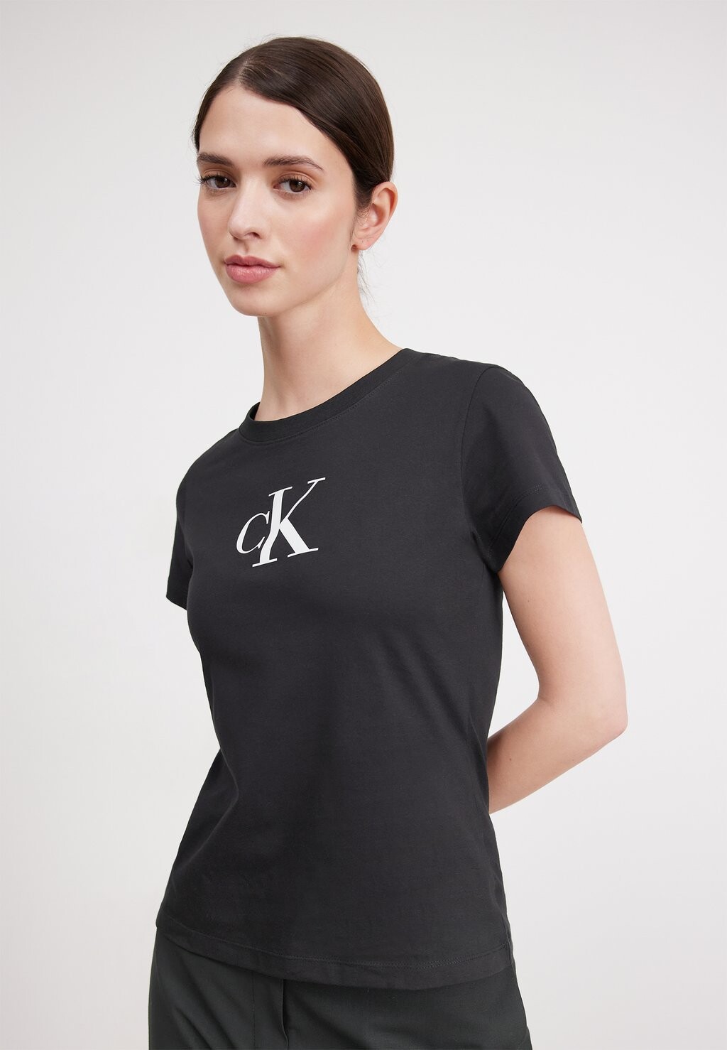 

Футболка с принтом SLIM TEE Calvin Klein Jeans, цвет black