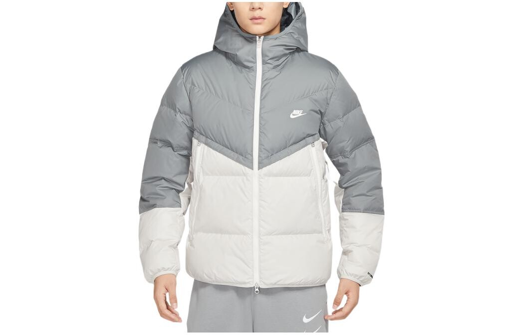 

Мужской пуховик Nike