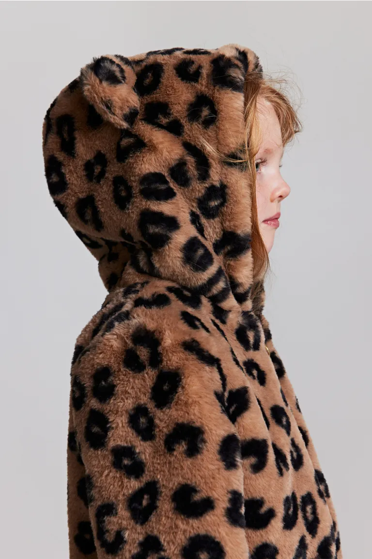 

Пушистая куртка H&M, коричневый