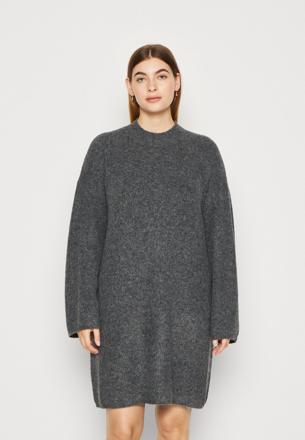 

Платье Punto Noisy May Curve NMBALANCE FUNNEL TUNIC CURVE, цвет dark grey melange