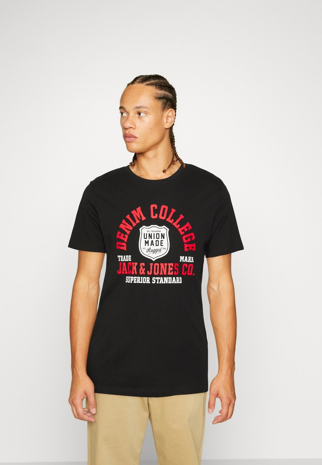 

Футболка с принтом Jack & Jones, черный