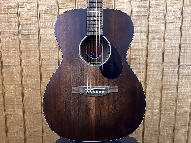 

Акустическая гитара Eastman PCH1-OM-CLA M2223643