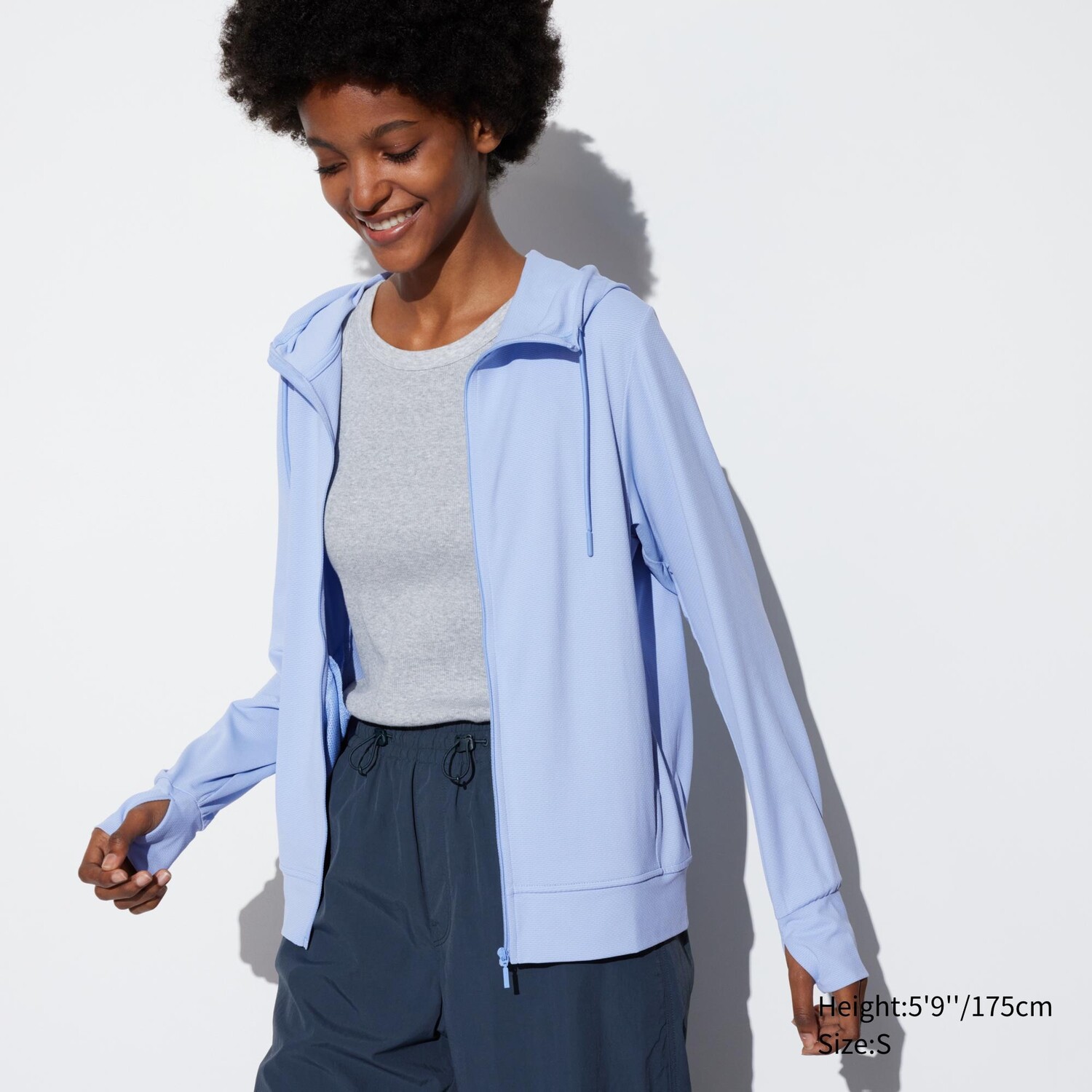 

Толстовка Uniqlo Airism с капюшоном-сеточкой, синий