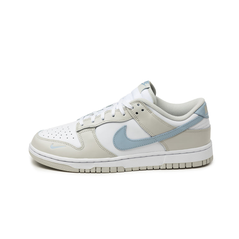 

Кроссовки Wmns Dunk Low Nike, белый