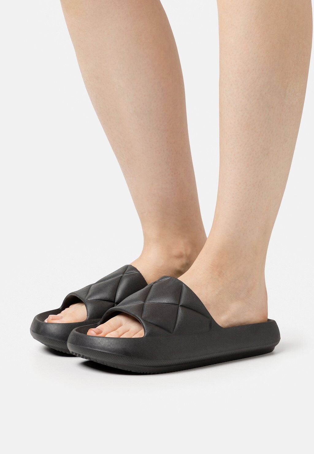 

Шлепанцы ONLY SHOES, черный