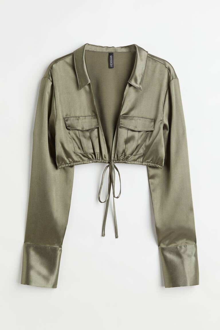

Короткая рубашка в деловом стиле H&M