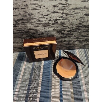 

Guerlain Paris Terracotta Bronzing Powder 00 Светлые Блондинки