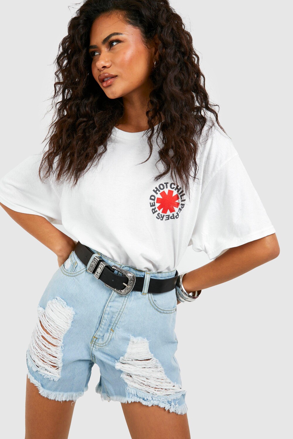 

Джинсовые шорты с изрезом Boohoo, синий