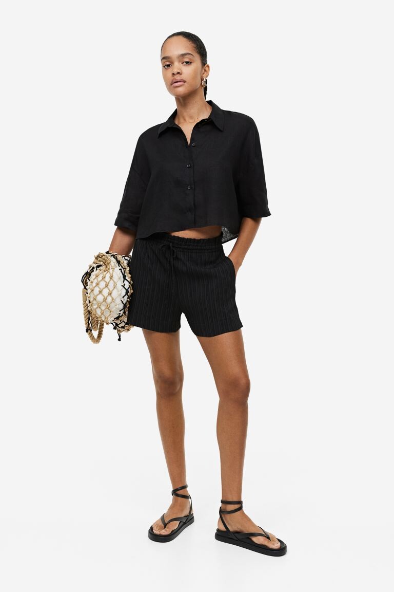 

Мятые шорты без застежки H&M
