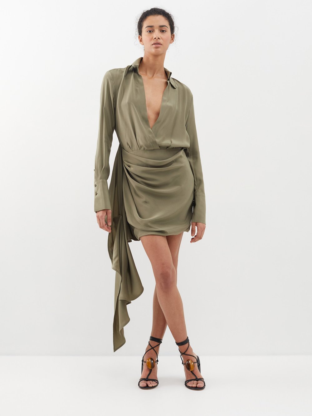 цена Шелковое платье-рубашка gravia с v-образным вырезом GAUGE81, зеленый