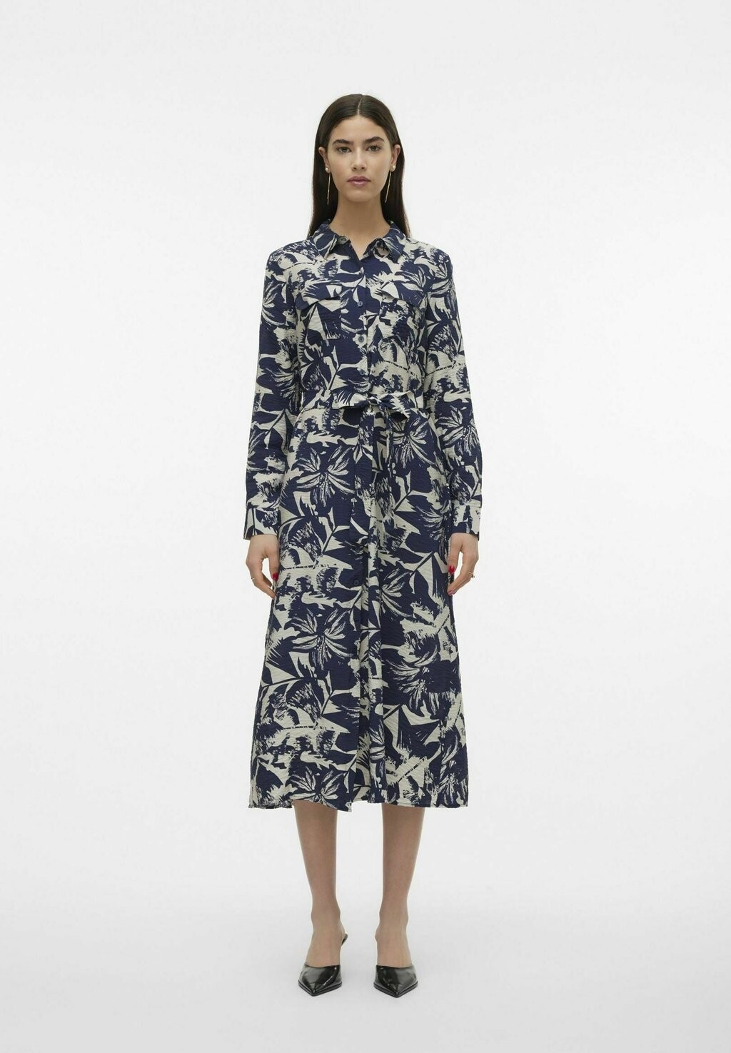 

Платье-блузка Vero Moda, цвет navy blazer