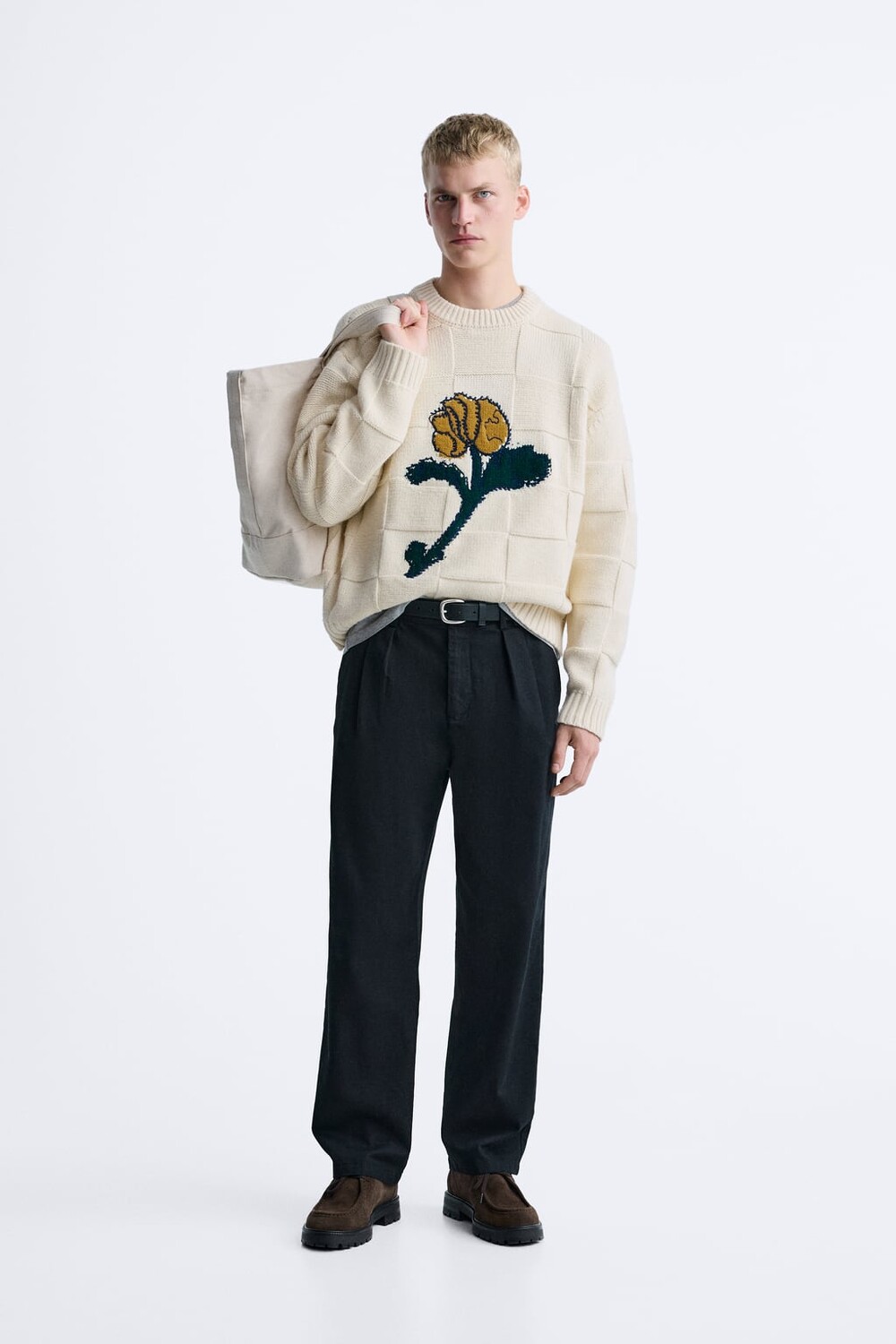

Жаккардовый свитер с цветочным мотивом ZARA, экру