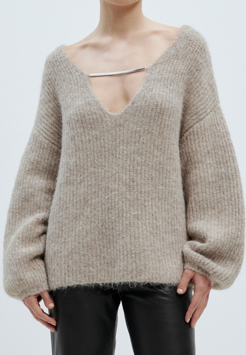 Вязаный свитер SOLEA EDITED, цвет beigemeliert